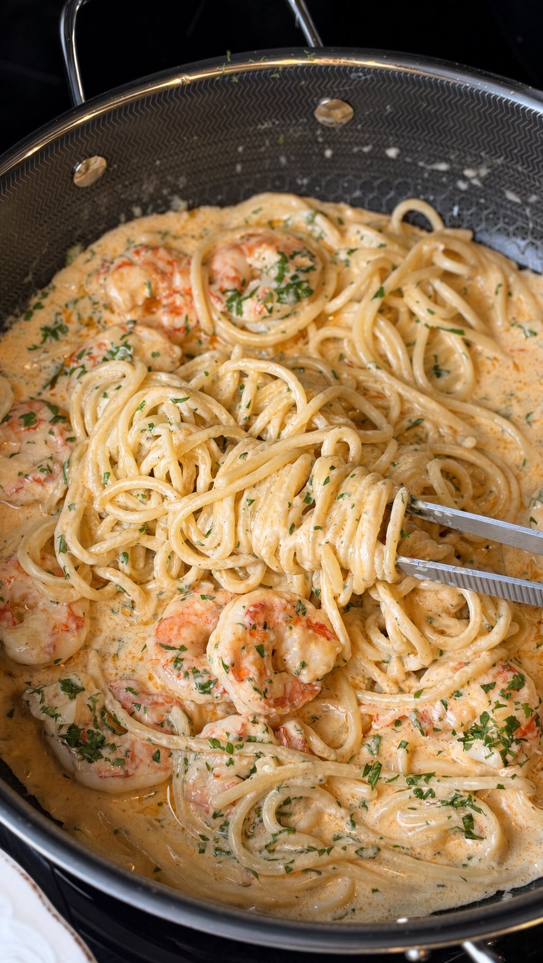 Creamy Garlic Shrimp Pasta